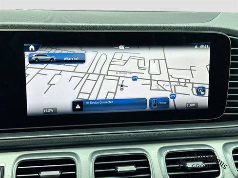 Used 2024 Mercedes-Benz GLS 450 4MATIC image 18