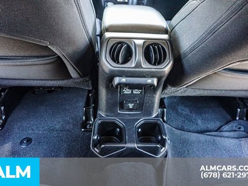 Used 2023 Jeep Gladiator Overland image 31