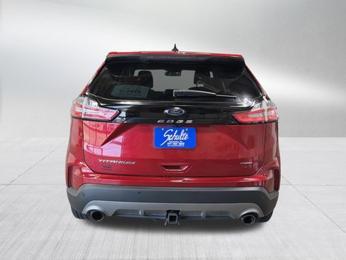 Used 2022 Ford Edge Titanium w/ Class II Trailer Tow Package AWD/4WD image 6