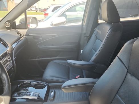 Used 2021 Honda Passport Touring image 9