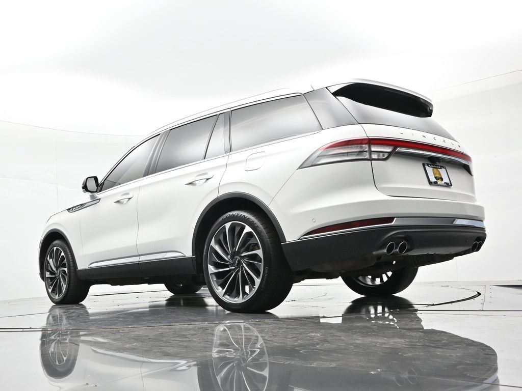 Used 2022 Lincoln Aviator Reserve w/ Equipment Group 201A AWD/4WD image 22