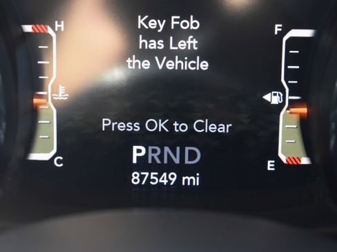 Used 2019 Jeep Wrangler Unlimited Sahara w/ Cold Weather Group image 27