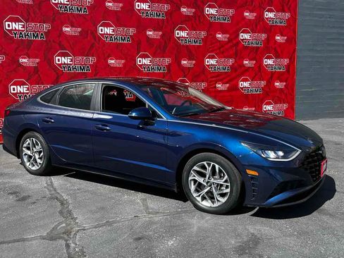 Used 2021 Hyundai Sonata SEL w/ Convenience Package FWD image 4