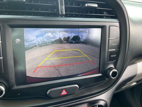 Used 2024 Kia Soul LX w/ Option Group 015 FWD image 24