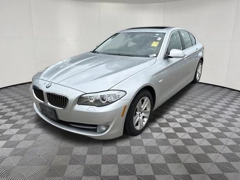 Used 2013 BMW 528i xDrive Sedan AWD/4WD image 12
