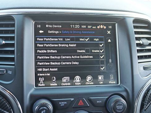 Used 2017 Jeep Grand Cherokee Altitude image 26