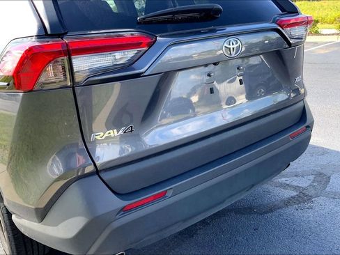 Used 2025 Toyota RAV4 XLE FWD image 4