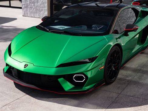 Used 2026 Lamborghini Temerario AWD/4WD image 5