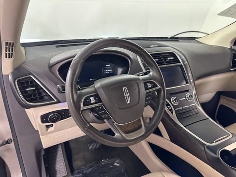 Used 2020 Lincoln Nautilus Reserve w/ Class II Trailer Tow Package AWD/4WD image 17