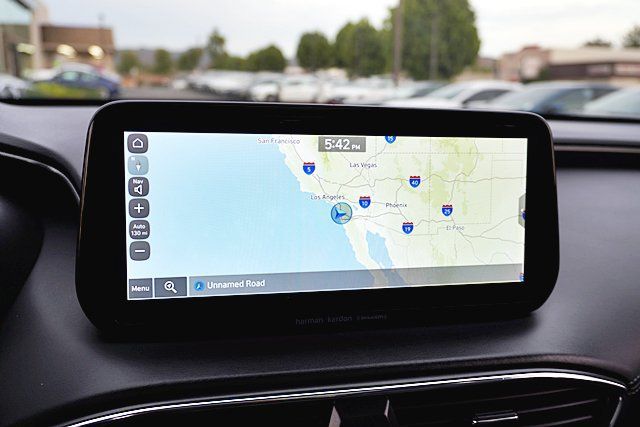 Used 2021 Hyundai Santa Fe Limited AWD/4WD image 30