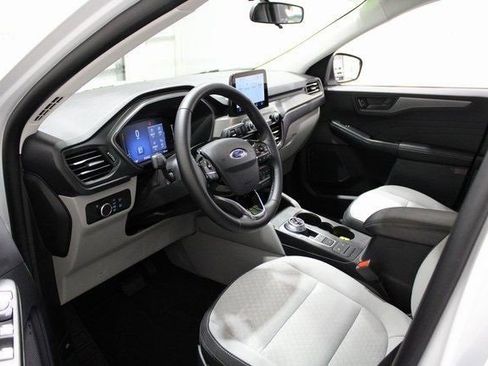 Used 2025 Ford Escape Active w/ Cold Weather Package image 3