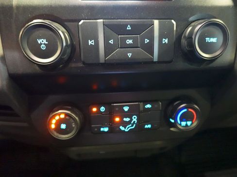 Used 2021 Ford F250 XL w/ Power Equipment Group image 17