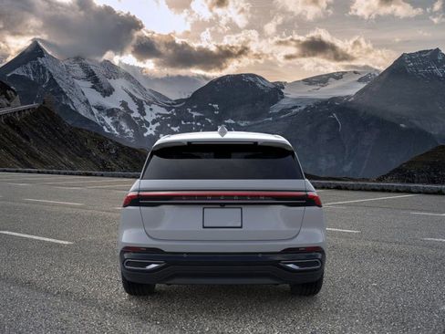 New 2026 Lincoln Nautilus Premier w/ Equipment Group 102A image 5