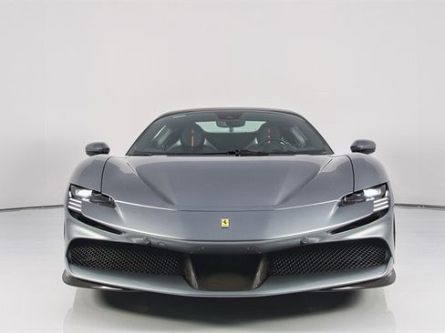 Used 2023 Ferrari SF90 Spider AWD/4WD image 3