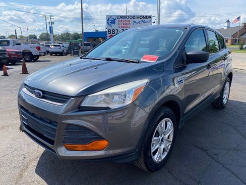 Used 2015 Ford Escape S FWD image 6