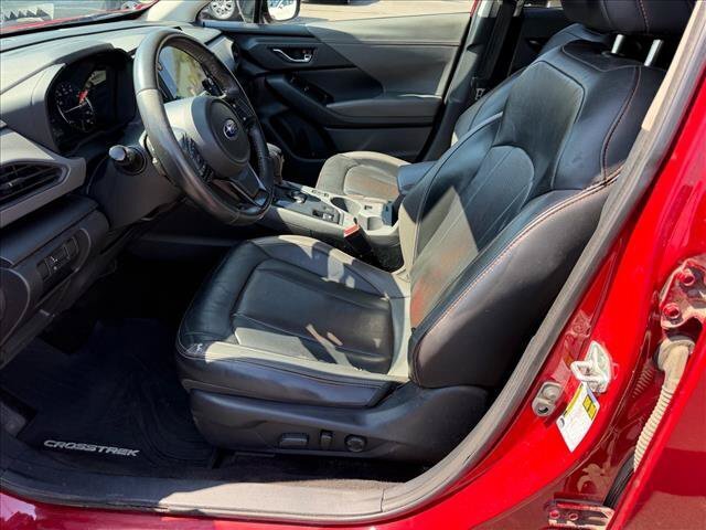 Used 2024 Subaru Crosstrek 2.5i Limited w/ Crosstrek Mirror Package AWD/4WD image 11