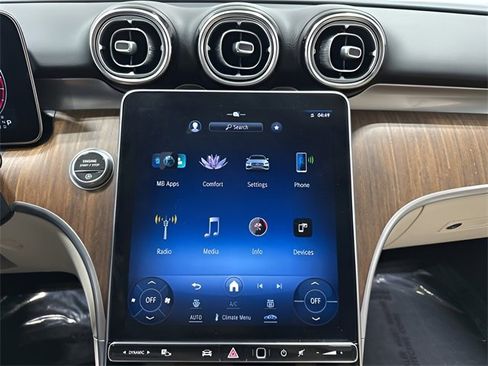 Certified 2022 Mercedes-Benz C 300 4MATIC Sedan image 19