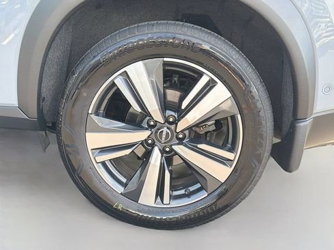 Used 2022 Nissan Rogue Platinum w/ Head-Up Display Package AWD/4WD image 29