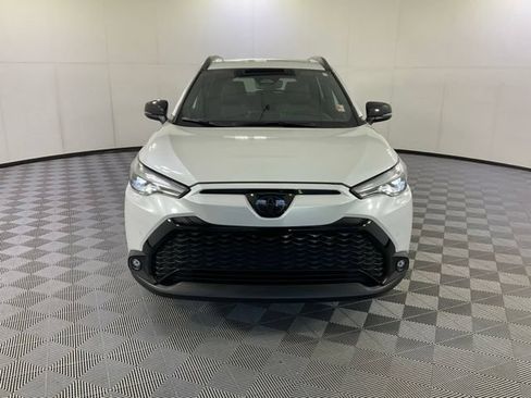 Used 2025 Toyota Corolla Cross AWD Hybrid w/ Convenience Package image 8