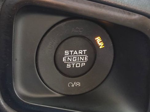 Used 2024 Jeep Wrangler Unlimited Rubicon w/ Technology Group image 34