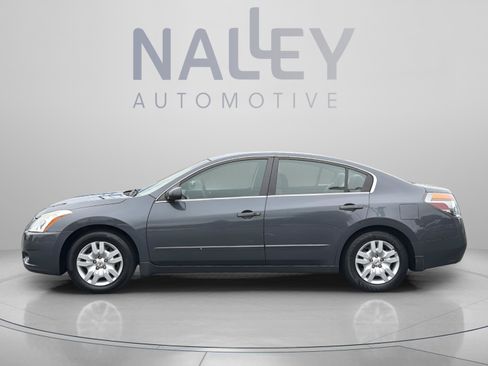 Used 2012 Nissan Altima 2.5 S FWD image 2