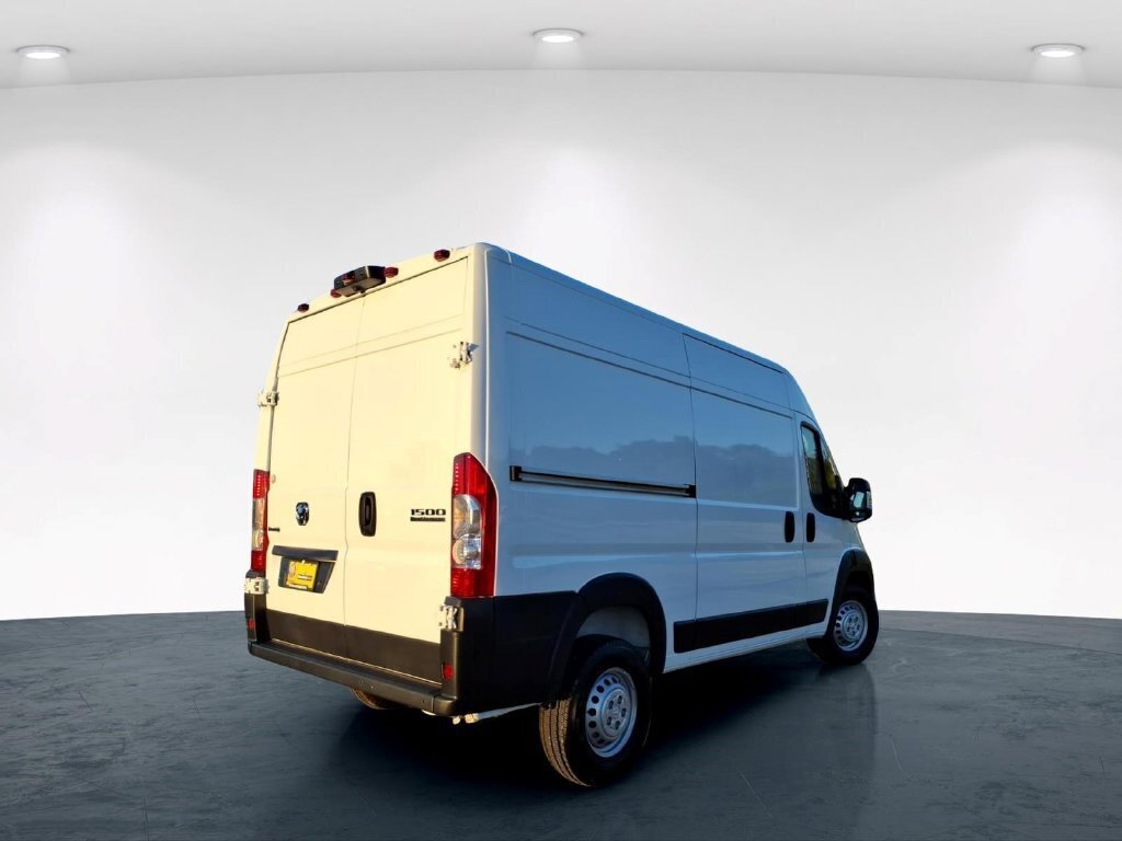 Used 2025 RAM ProMaster 1500 w/ Convenience Group FWD image 8