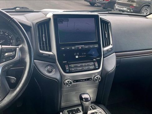 Used 2019 Toyota Land Cruiser AWD/4WD image 6