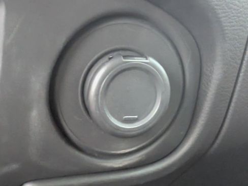 Used 2024 Nissan Frontier Pro-X w/ Tow Package image 19