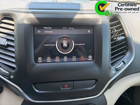 Certified 2019 Jeep Cherokee Latitude w/ Popular Appearance Group FWD image 62