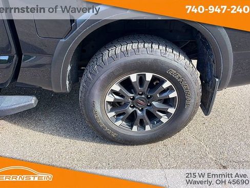 Used 2021 Nissan Titan PRO-4X w/ Pro-4x Convenience Package AWD/4WD image 23