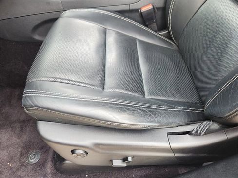 Used 2017 Jeep Grand Cherokee Limited w/ Luxury Group II image 21