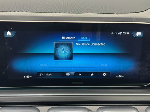 Used 2023 Mercedes-Benz Maybach GLS 600 4MATIC image 28