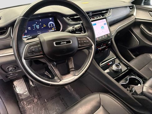 Used 2021 Jeep Grand Cherokee L Limited image 7