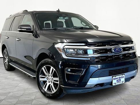 Used 2023 Ford Expedition Limited image 1