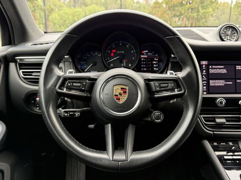 Certified 2023 Porsche Macan GTS image 15
