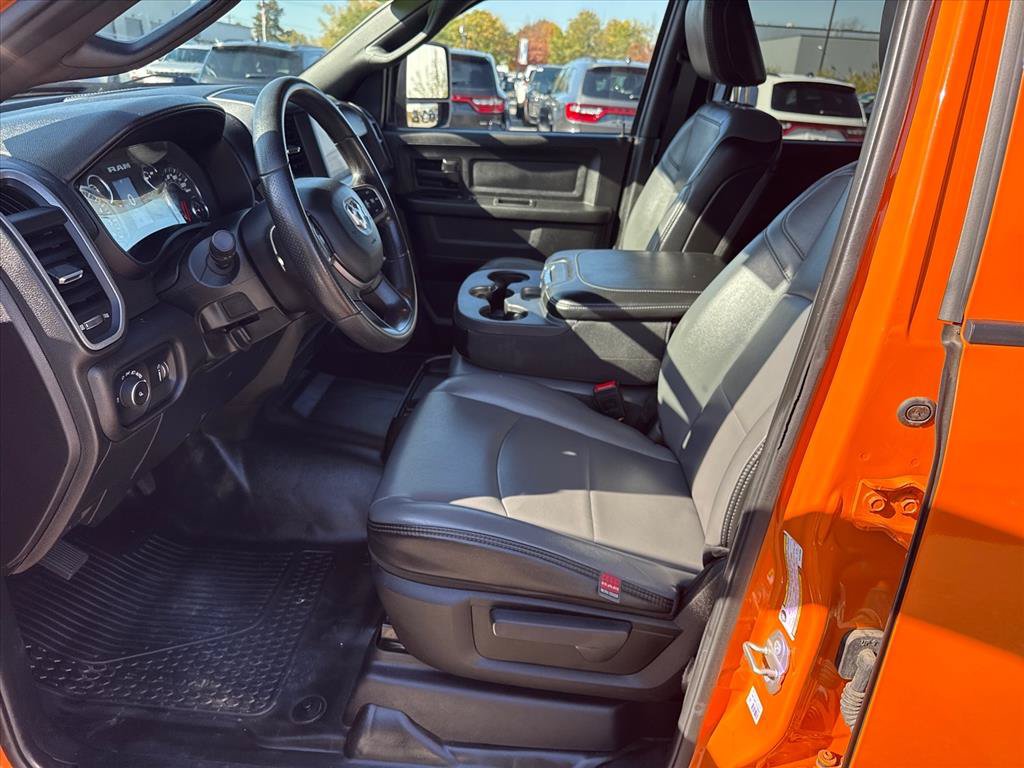 Used 2024 RAM 2500 Tradesman w/ Chrome Appearance Group AWD/4WD image 9