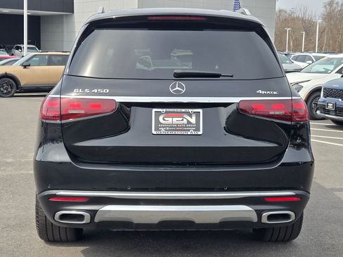 Used 2025 Mercedes-Benz GLS 450 4MATIC image 5