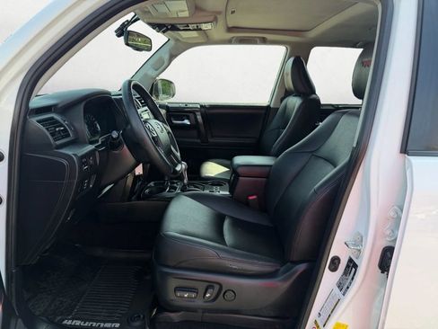 Used 2019 Toyota 4Runner TRD Off-Road Premium w/ Wilderness Package image 11