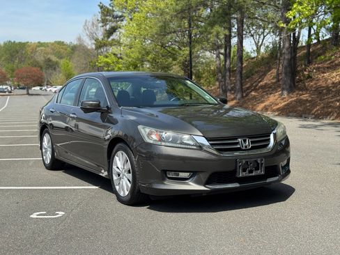 Used 2013 Honda Accord EX-L image 16