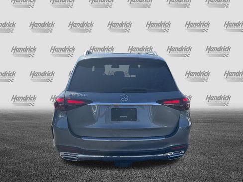 Used 2025 Mercedes-Benz GLE 350 4MATIC image 9