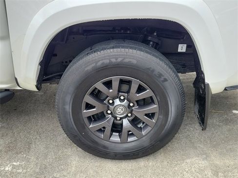 Used 2022 Toyota Tacoma SR5 image 6