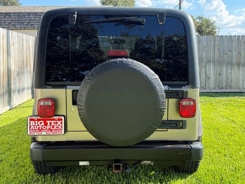 Used 2006 Jeep Wrangler Sport w/ 30" Tire & Wheel Group image 10