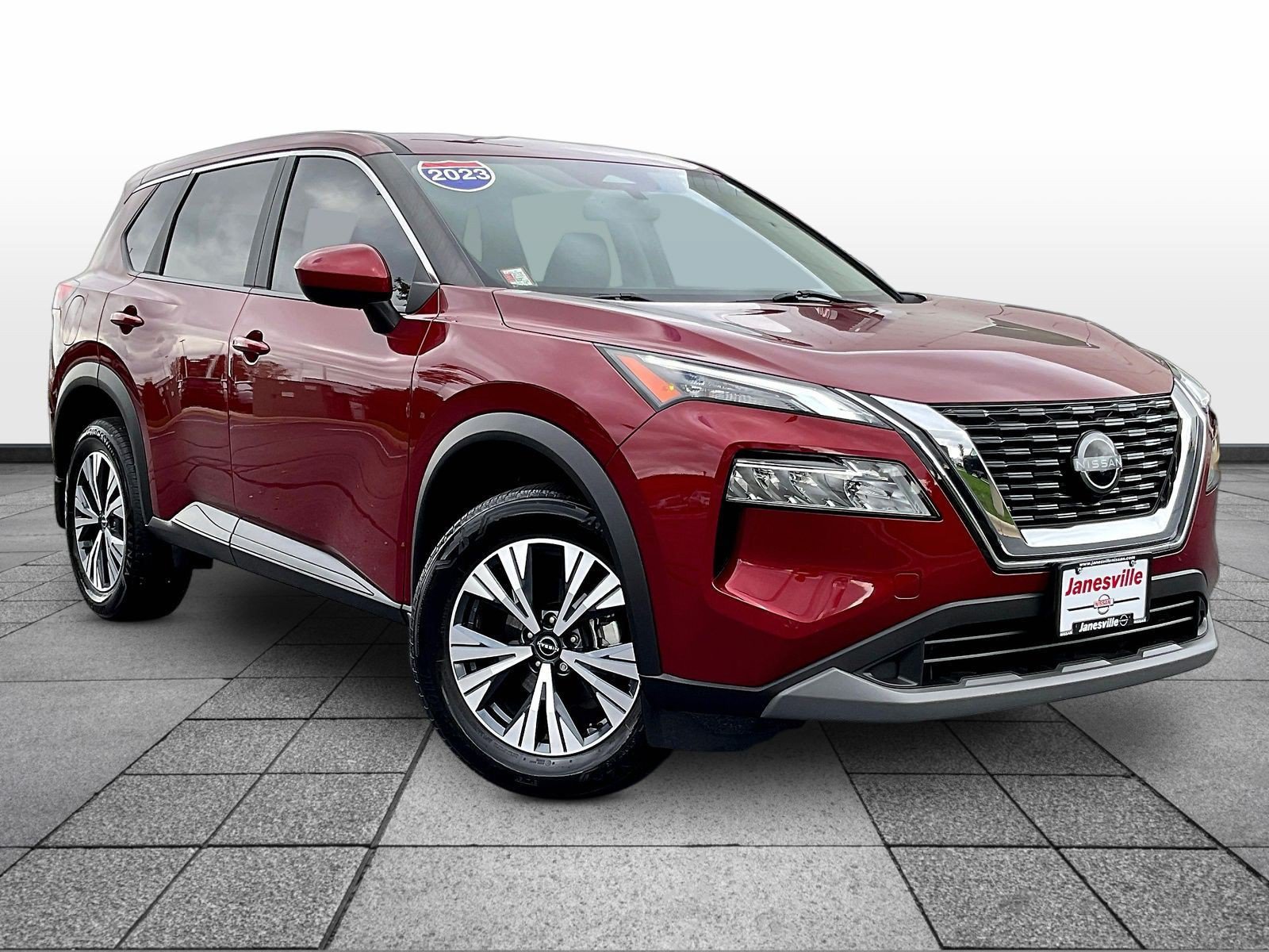 Certified 2023 Nissan Rogue SV AWD/4WD image 1
