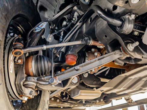 Used 2025 GMC Sierra 3500 Denali w/ Technology Package image 14