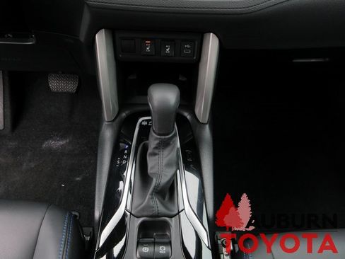 Certified 2024 Toyota Corolla Cross XSE image 21