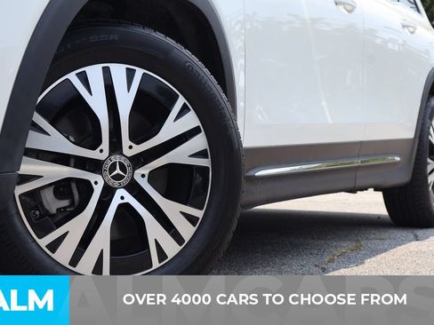 Used 2024 Mercedes-Benz GLB 250 image 3