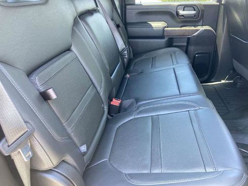 Used 2022 GMC Sierra 3500 Denali w/ Denali Ultimate Package AWD/4WD image 23