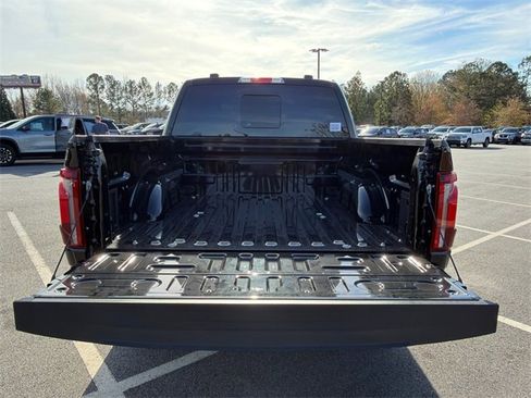 Used 2025 Ford F150 Lariat w/ Equipment Group 501A Mid image 18