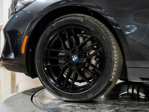 Used 2025 BMW 530i RWD image 69