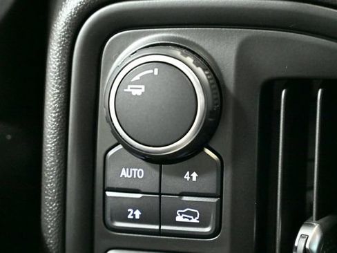 Used 2021 Chevrolet Silverado 1500 Custom image 38